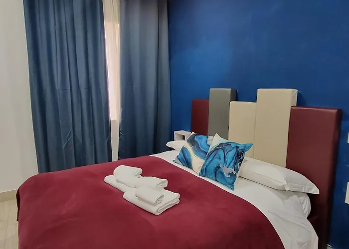 New Era RoomsHotel Napoli